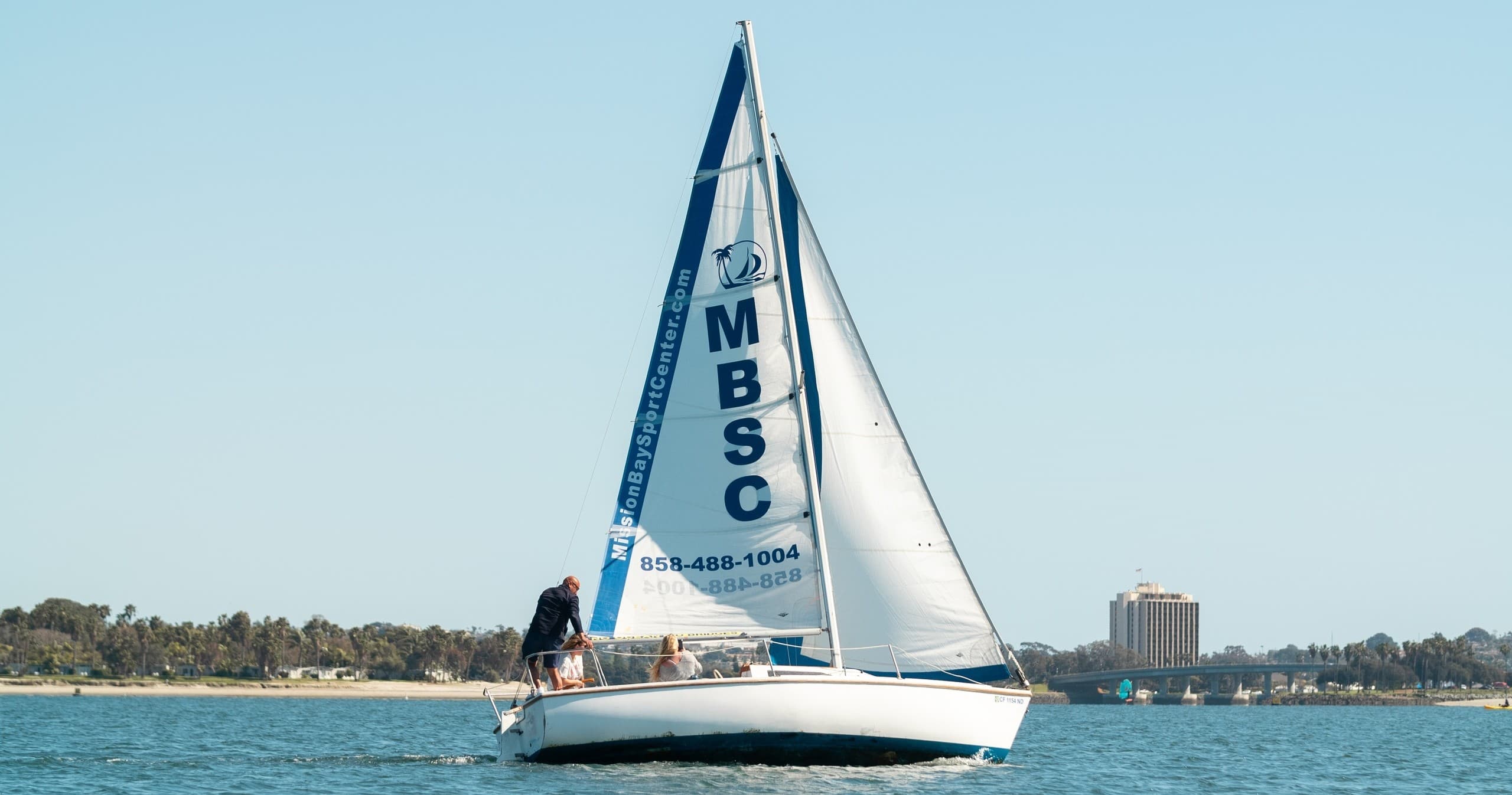 Catalina 16.5 Sailboat Rentals on Mission Bay, San Diego