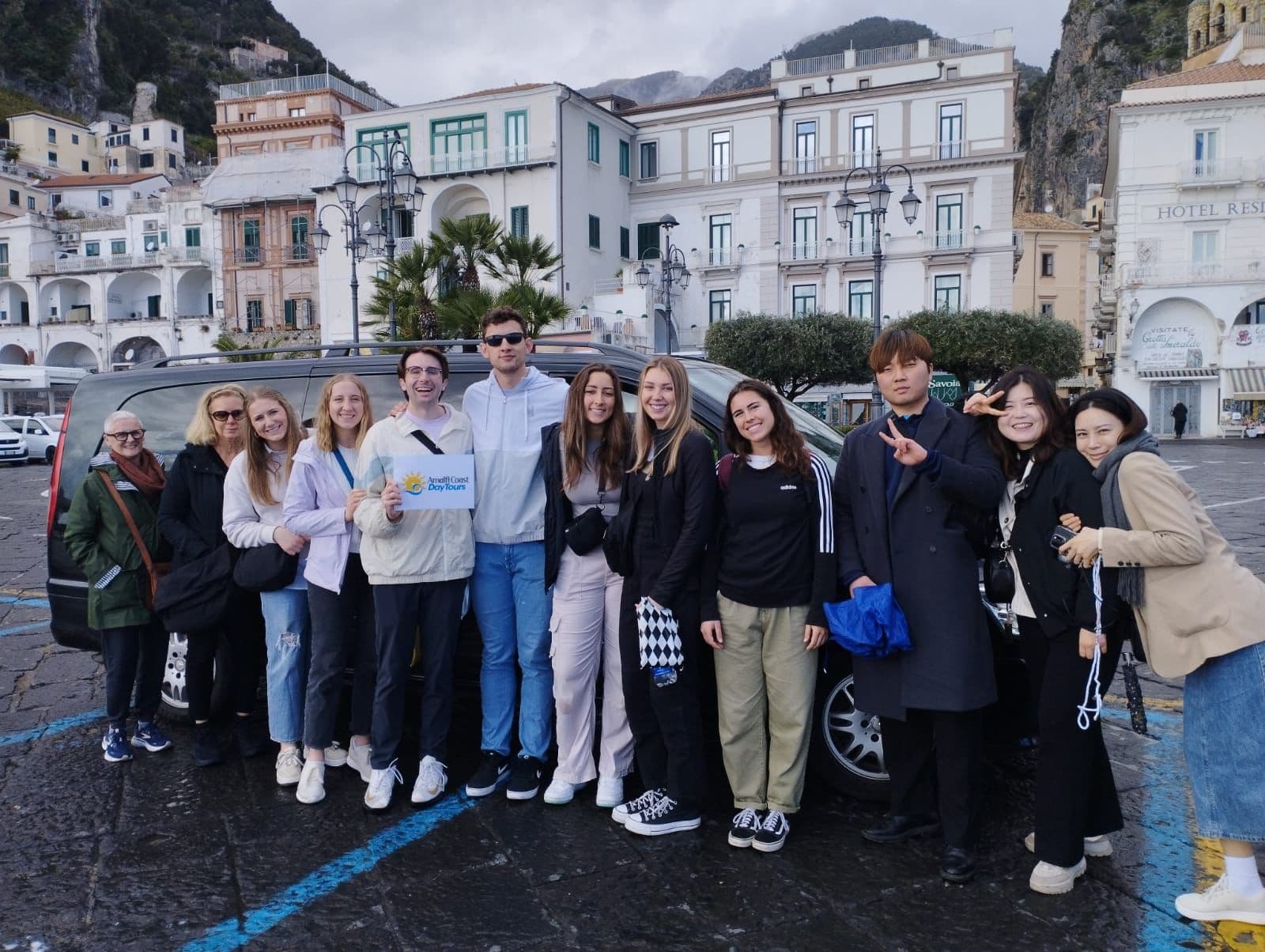 Land-Adventure: Transfer Rome to Naples with Amalfi Coast Day Tours