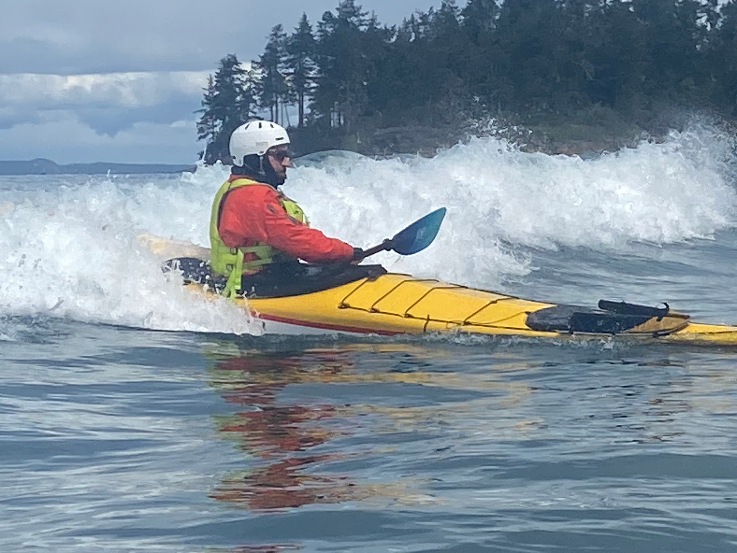 Water Activities at Fidalgo Paddlesports: Surf Zone Adventure