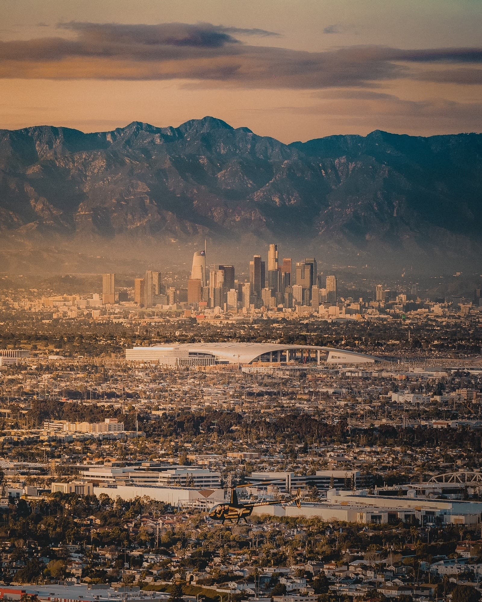 Helicopter Tour Over Los Angeles: 2026 World Cup Skyline Experience photo 1