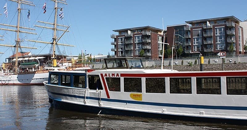 Water-Activities: Vegesack to Nordenham with Hal Över