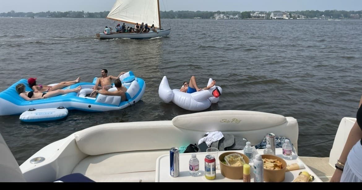Private Sea Ray Charter Experience in Pine Beach, NJ