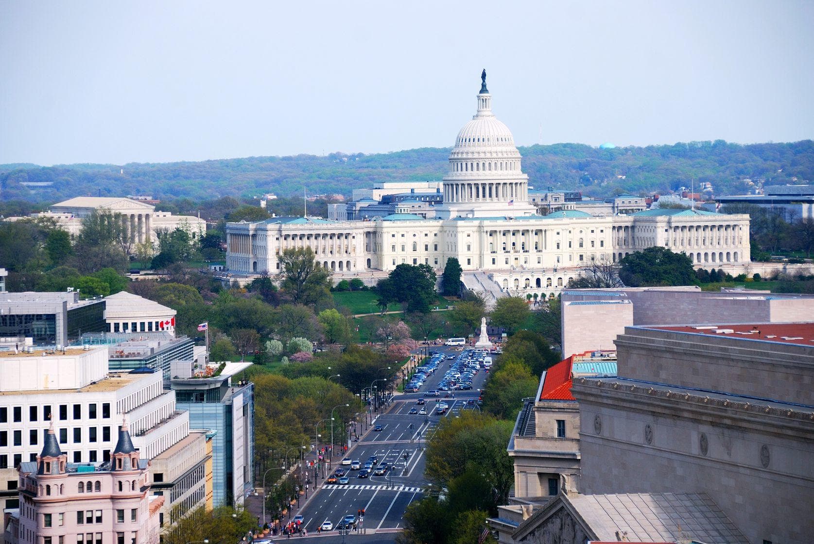Outdoor Day Trip with Amigo Tours USA: Washington & Philadelphia from NYC