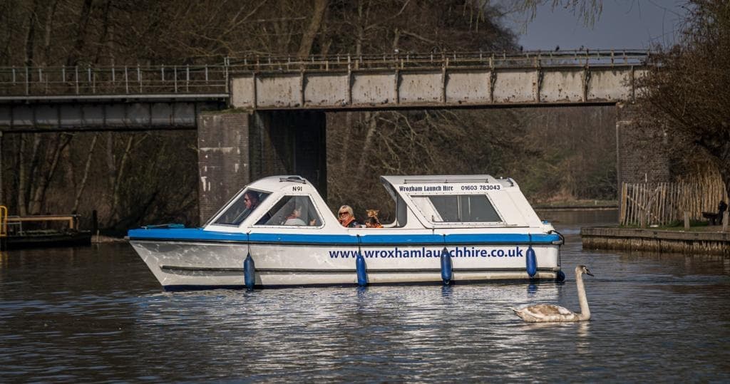 Water Activities: Wroxham Launch Hire for Memorable Day on the Water