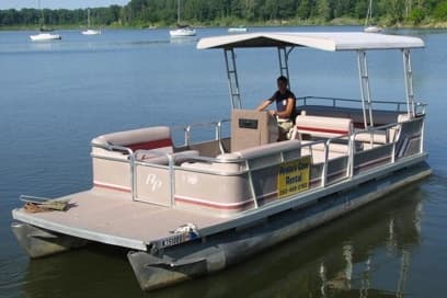 Water Activities at Pirates Cove Marina Salamonie Lake
