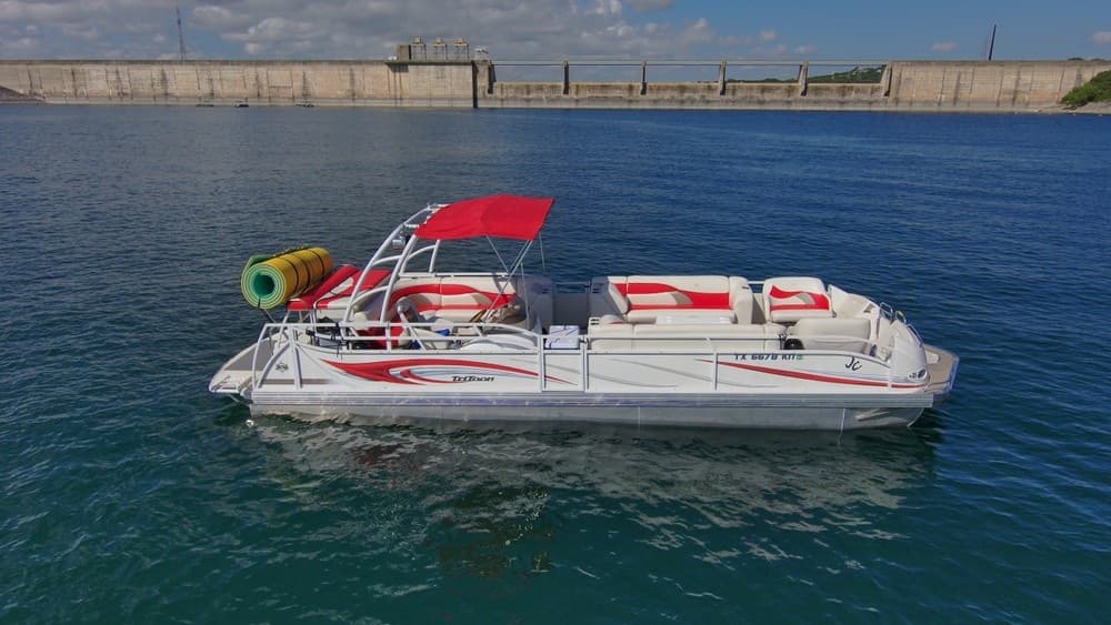 Luxury 15-Passenger Tritoon Boat Rental on Lake Austin