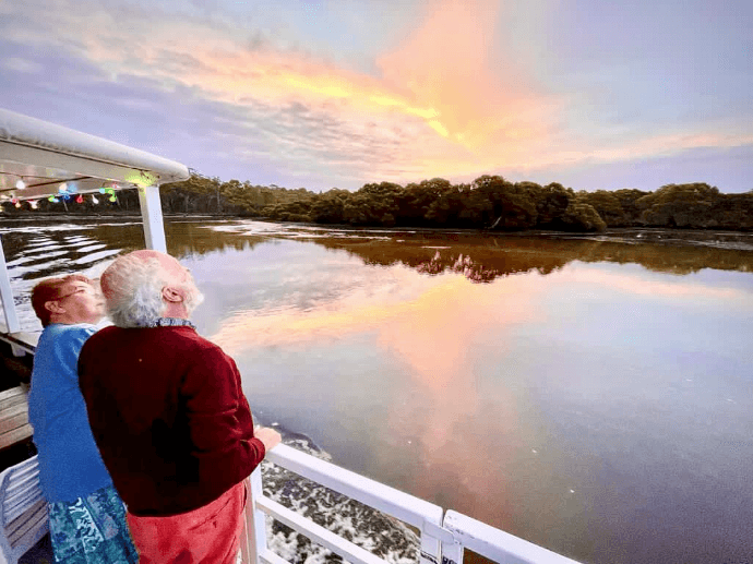 Jervis Bay Sundowners Cruise: Scenic Sunset Boat Ride on Currambene Creek