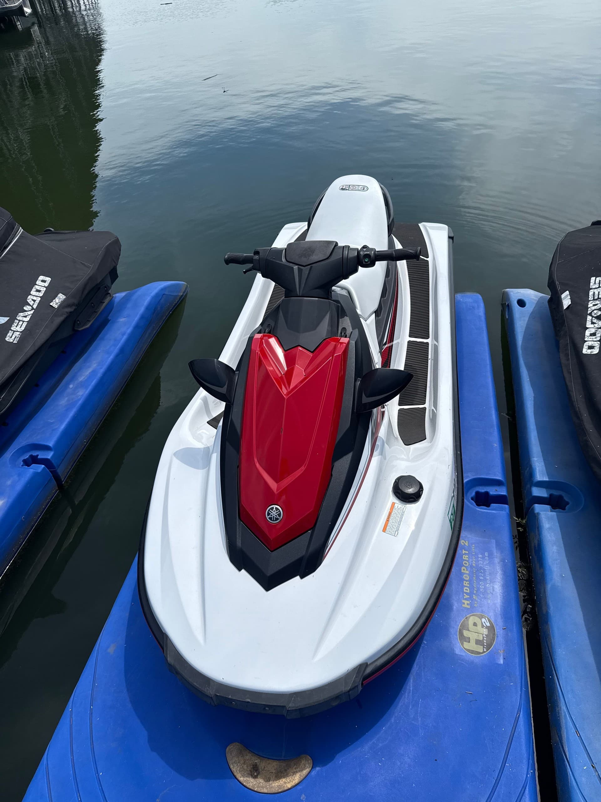 Yamaha EX Jet Ski Rentals at Old Hickory Lake — Blue Turtle Bay Marina Adventure photo 4