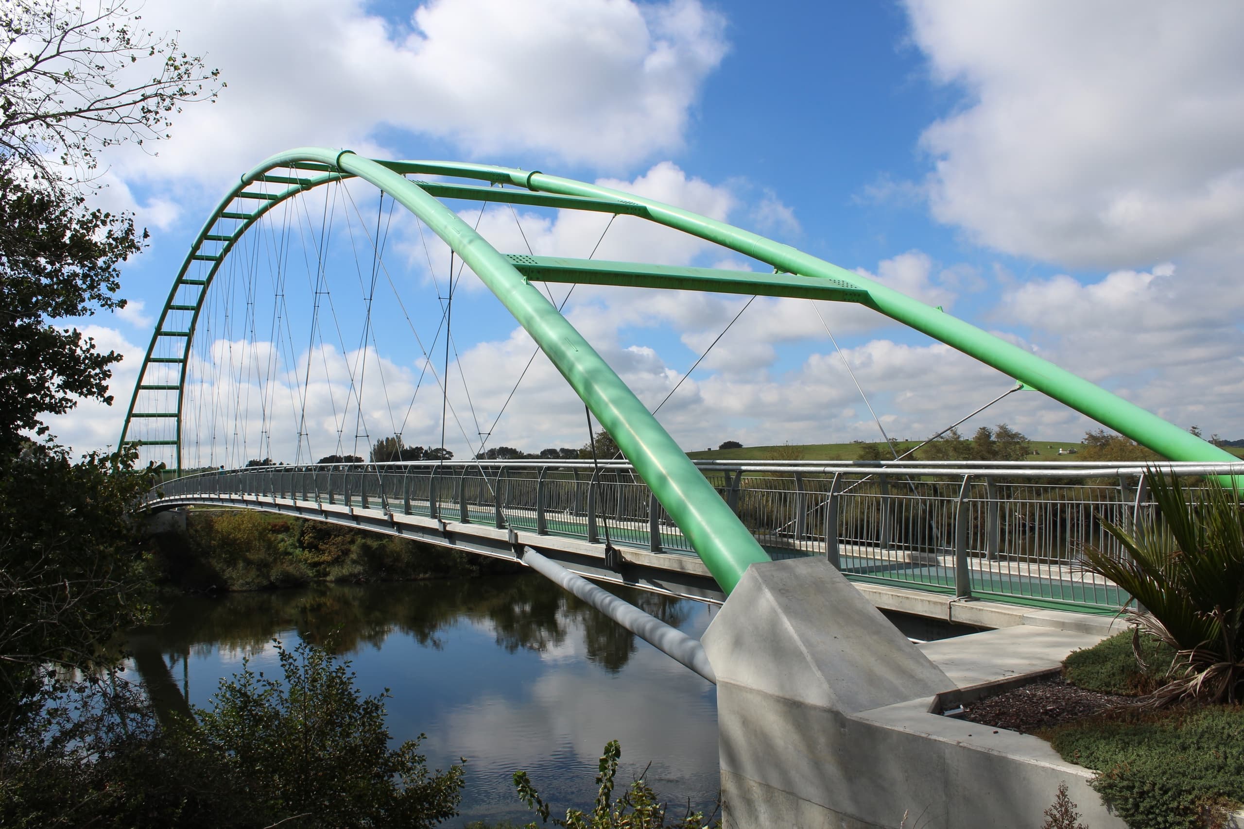 Scenic Shuttle Ride with Riverside Adventures Waikato