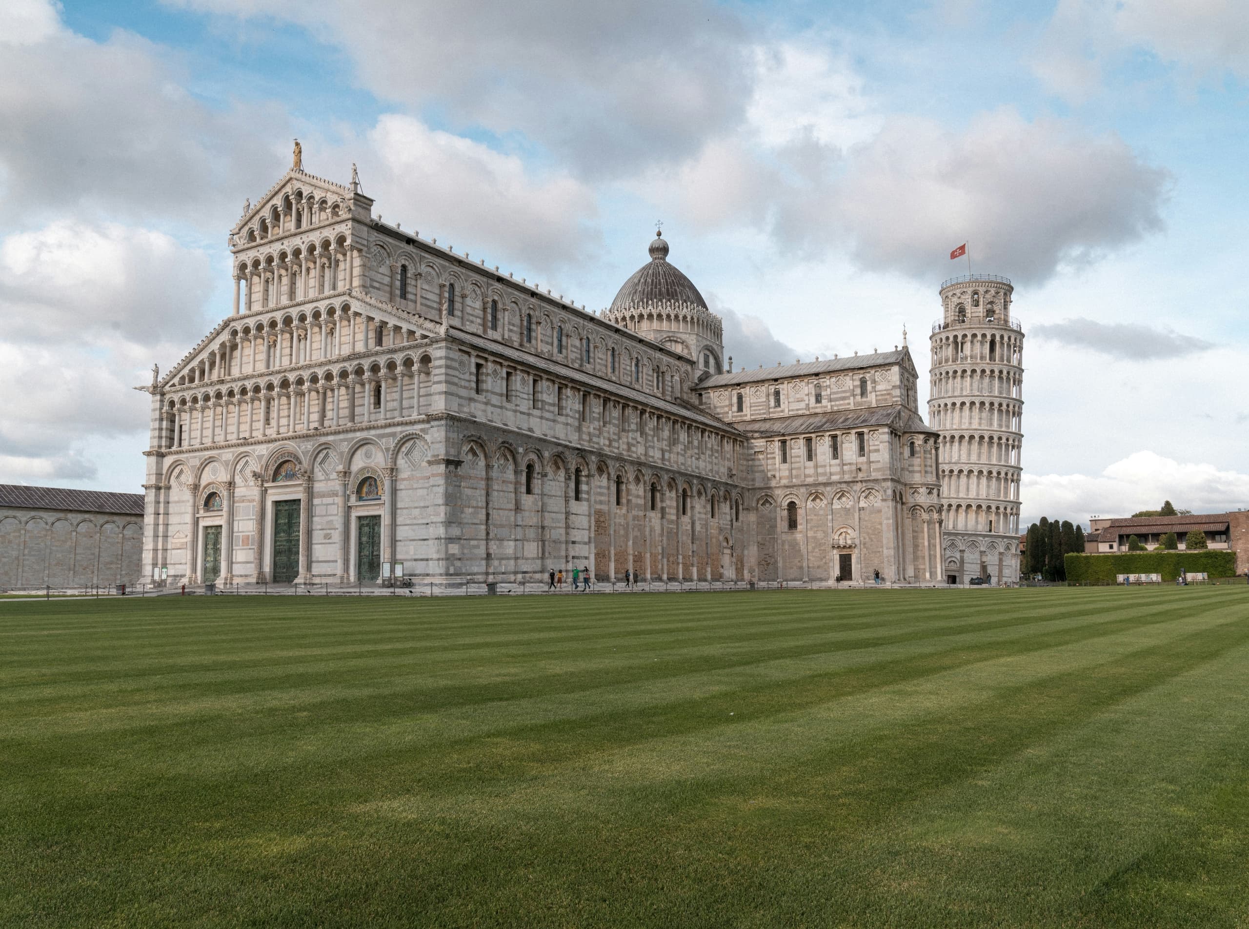 Land Adventure in Pisa: Vatican City Experience with Timed Tickets