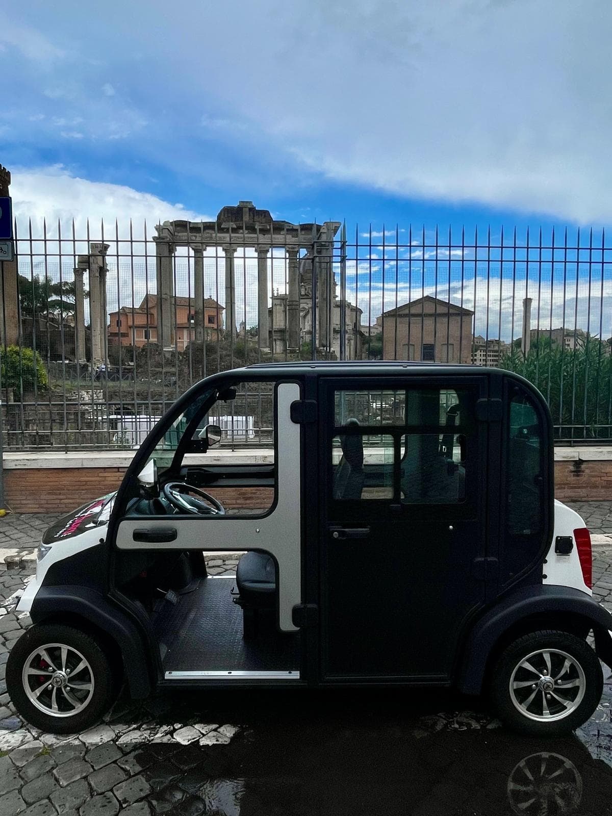City Electric Buggy Tours with Buzz in Rome