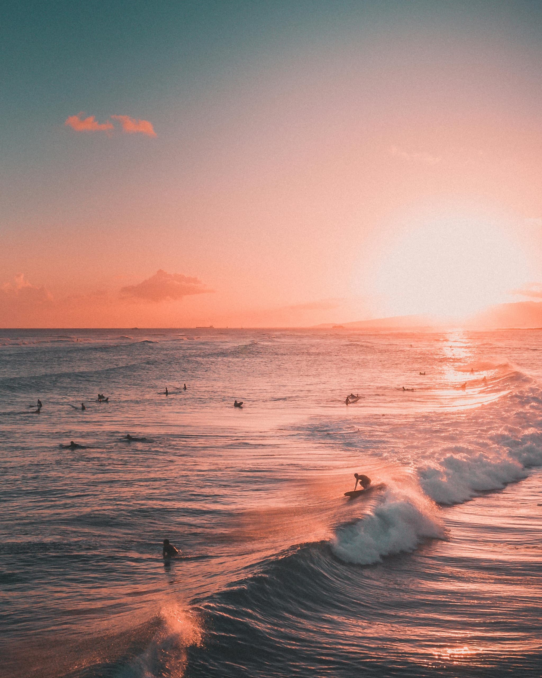 Private Sunset Cruise from Kewalo Basin Harbor — Waikīkī Sunset Boat Charter to Diamond Head