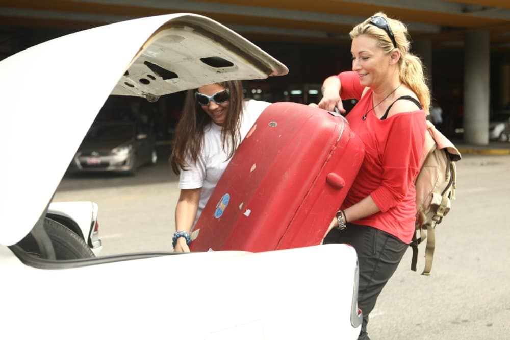 Effortless Havana Airport Transfer by Nostalgic Today