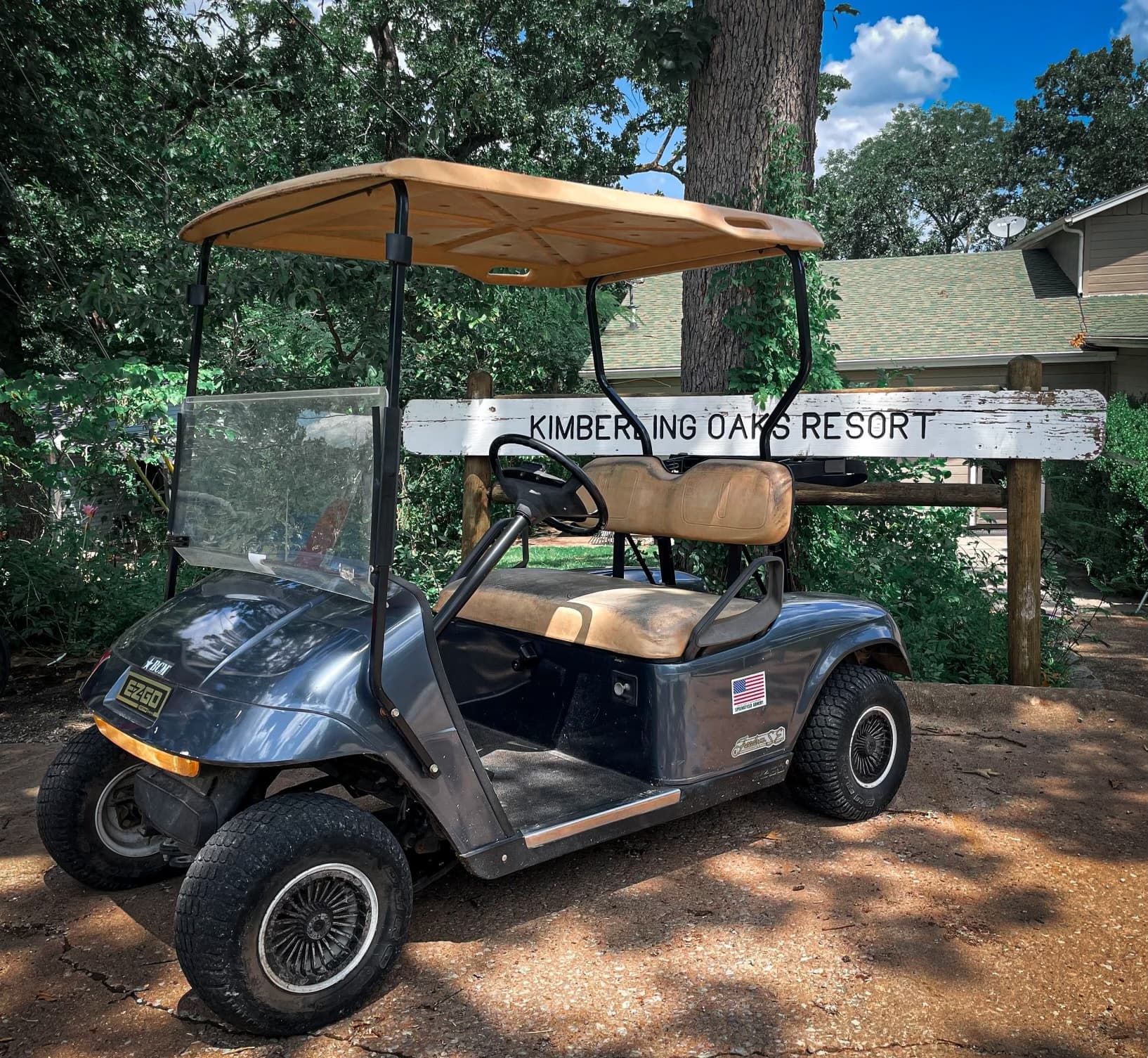 Explore Kimberling City with Convenient 2-Person Golf Cart Rentals