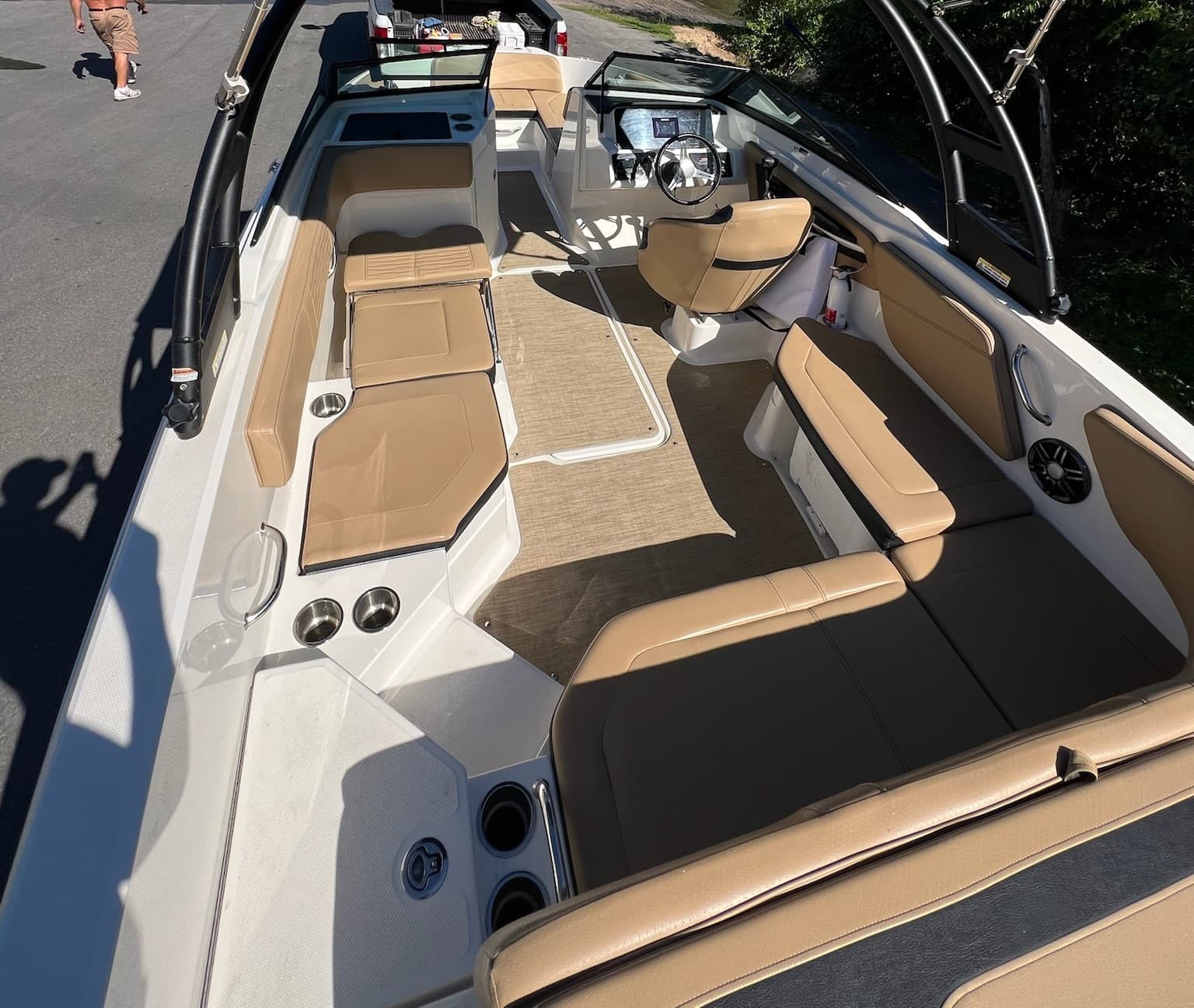 Self-Captained Sea Ray on Lake Austin and Lake Travis photo 3