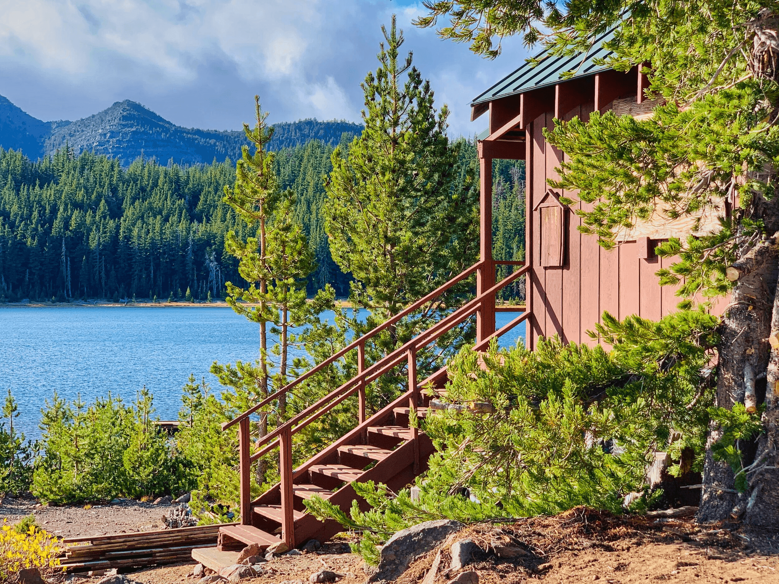 Pontoon Fly Fishing Raft Adventure in Sisters, Oregon
