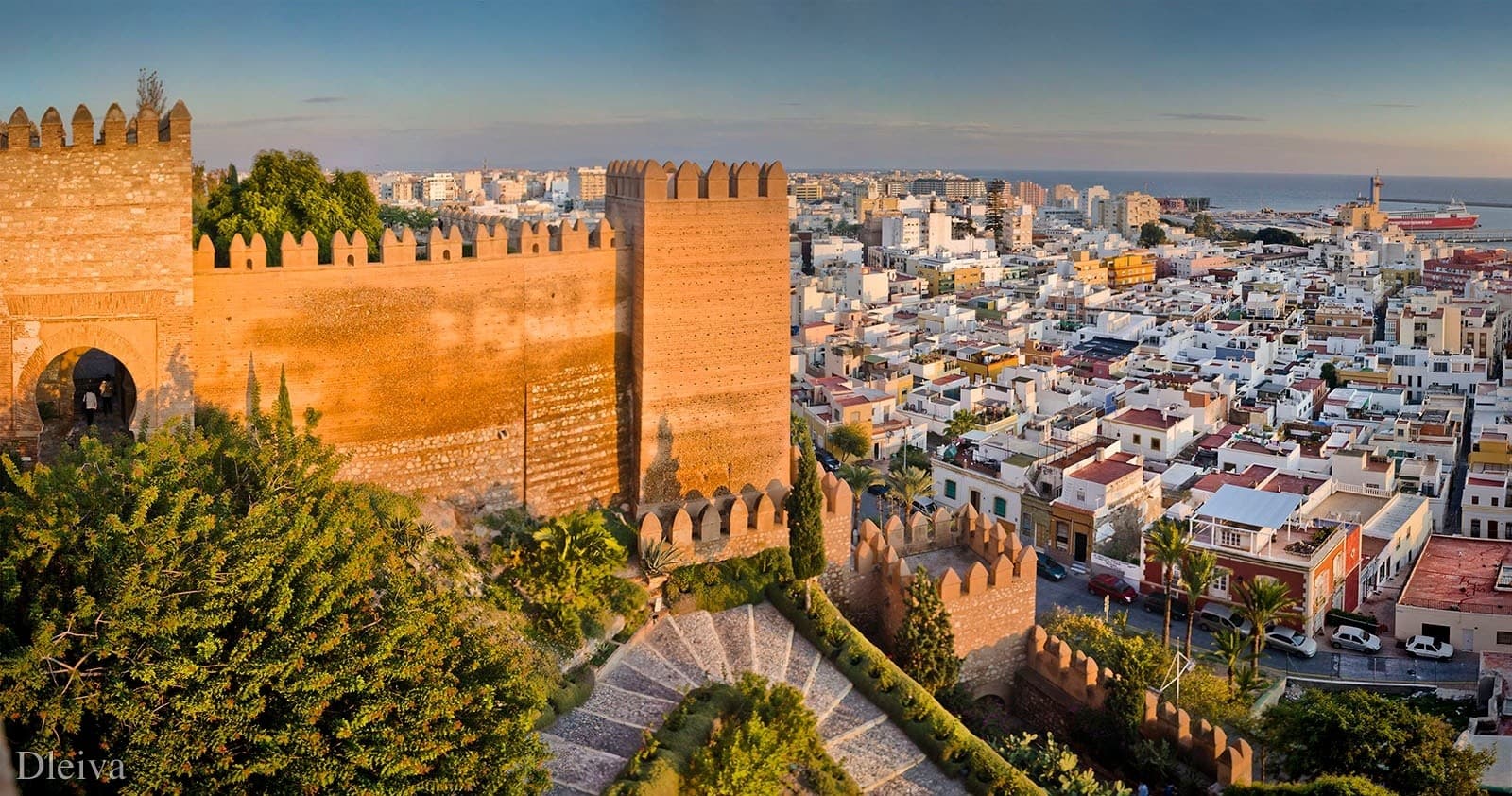 Historical Land Adventure at Alcazaba of Almería with Cláritas Turismo