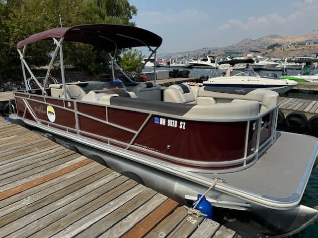 Lake Chelan 3-Day Boat Rentals: Explore Washington’s Deep Glacial Lake