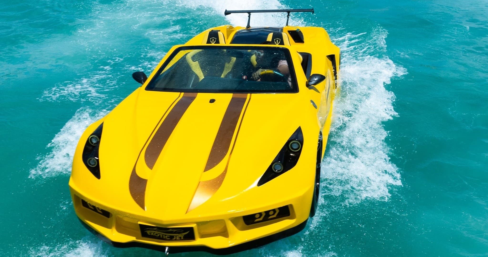 Jet Car Luxury Experience in West End Roatán: Drive Over the Caribbean Sea
