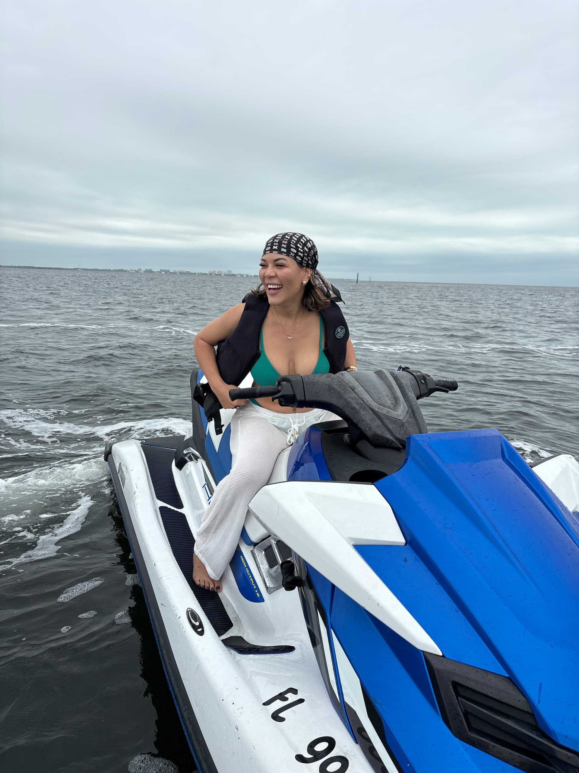 Miami Free-Ride Jet Ski Rental: Biscayne Bay, Coconut Grove Mansions & Skyline photo 4