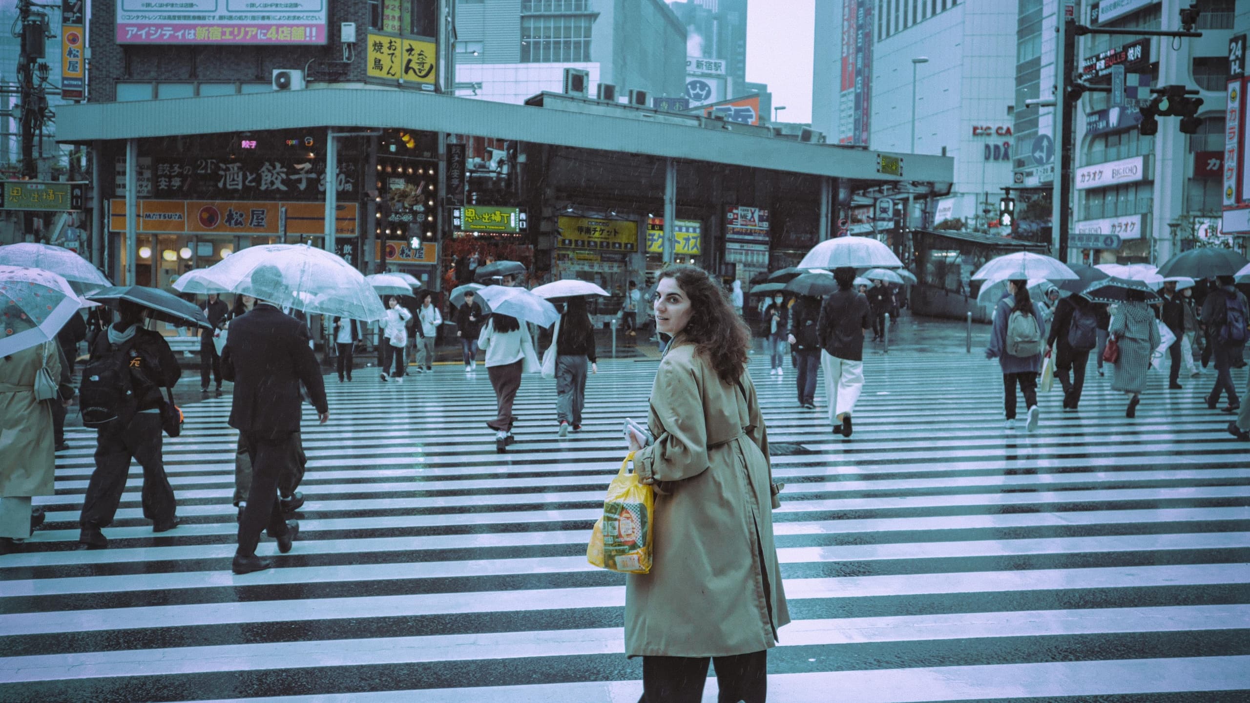 Super Premium Shinjuku Photoshoot: Kabukichō Neon Portrait Session photo 1