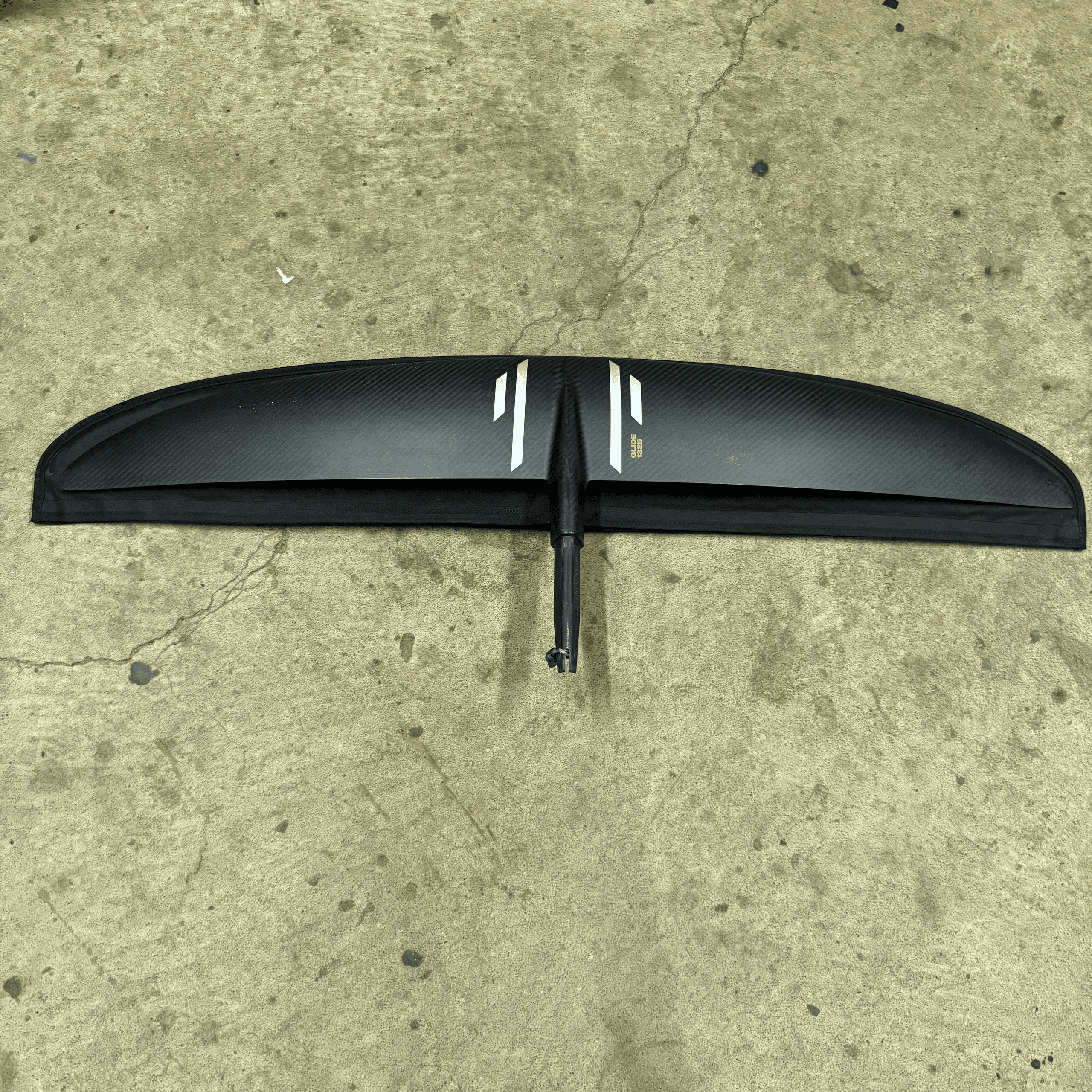 Foil Rental on Lake Union: Slingshot One Lock Glide 1325 at Urban Surf