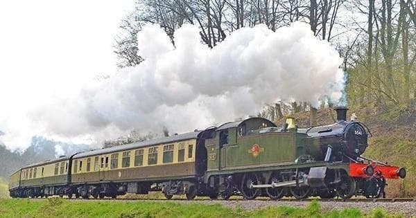 Dean Forest Railway’s Iconic Steam Train Ride