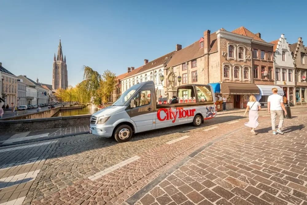 Panoramic Brugge Minibus Loop: 50-Minute City Tour from Markt