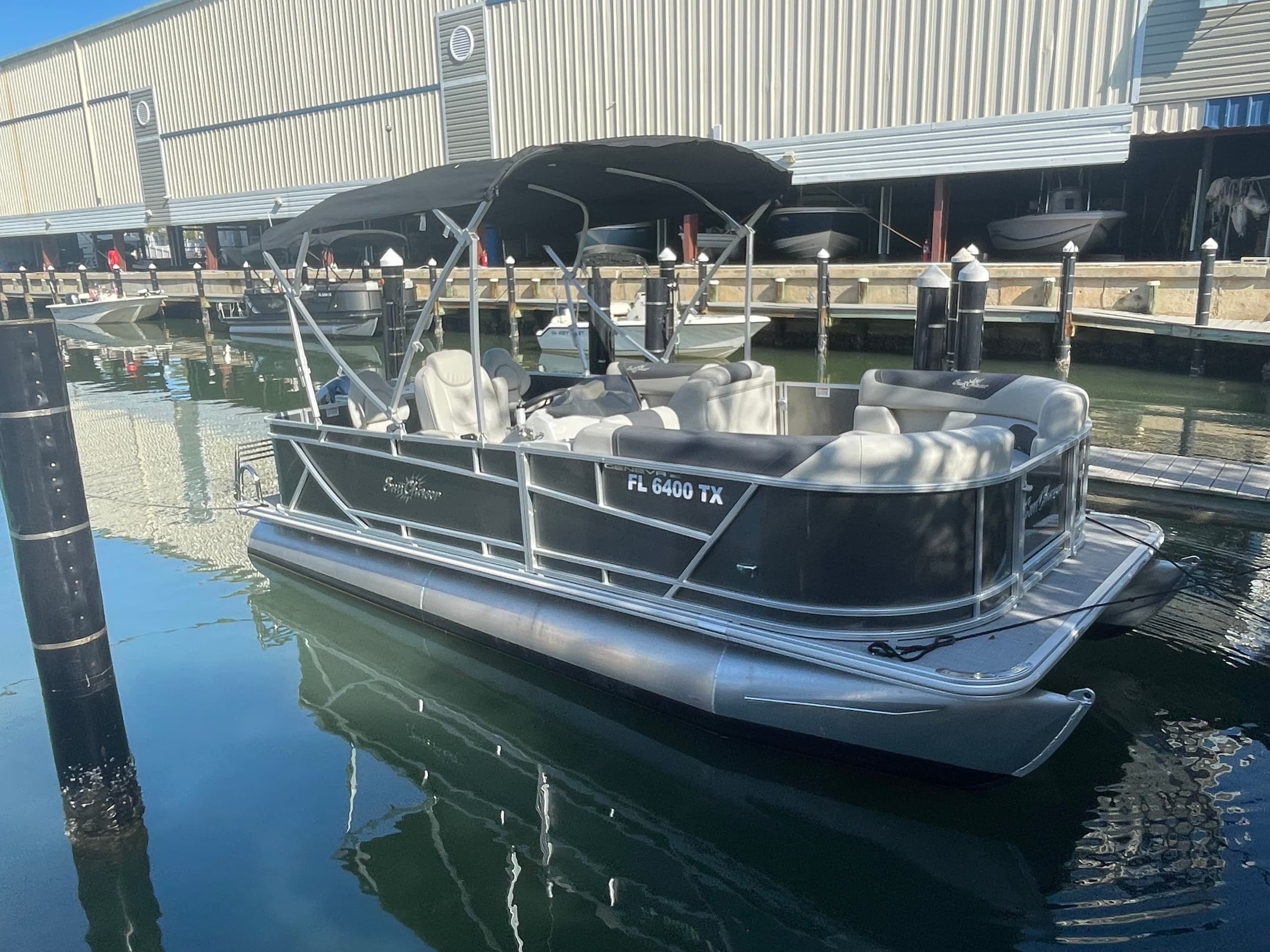 Sunchaser Geneva 20 - Sea Turtle