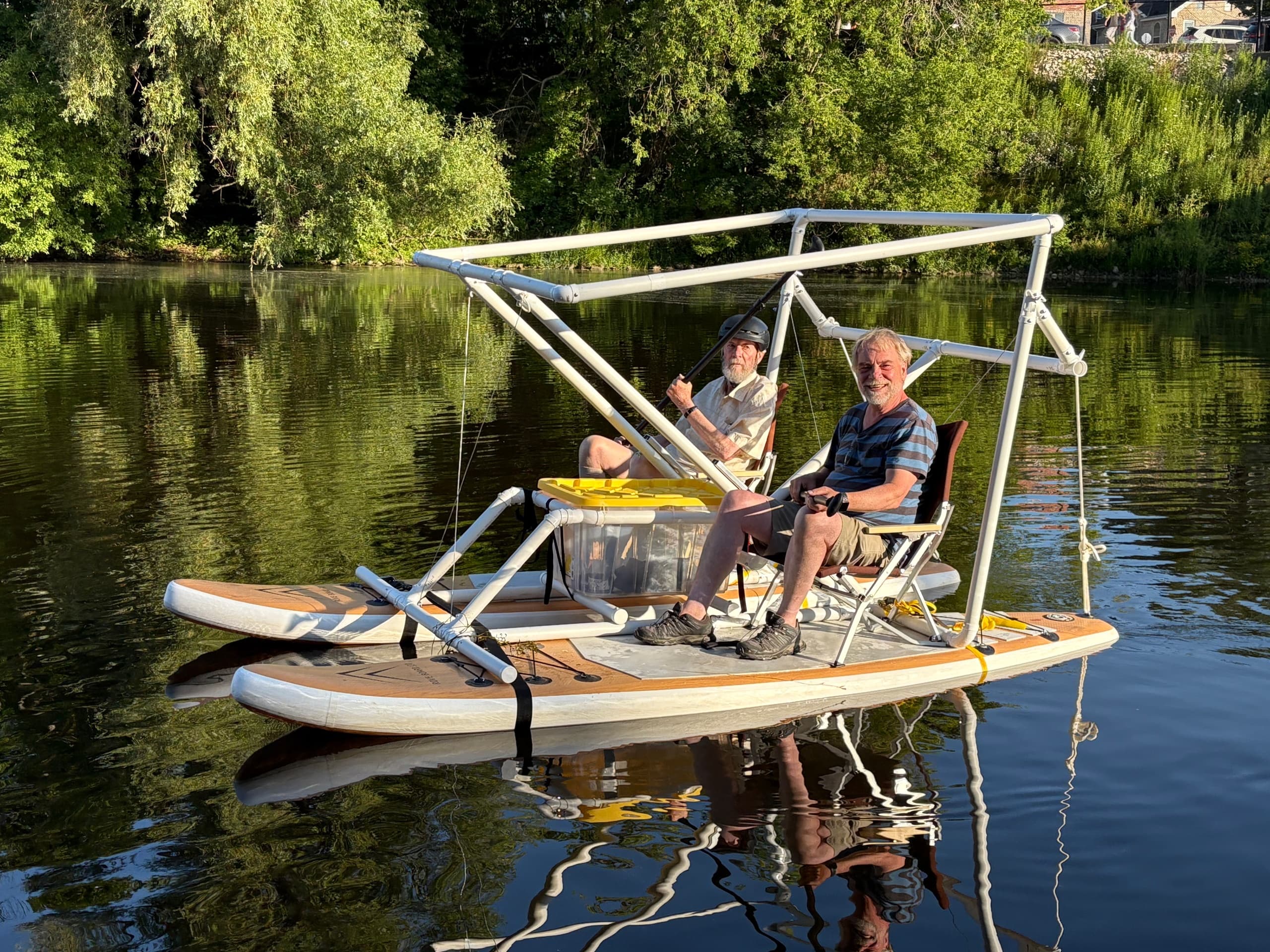 SUP Catamaran on Elora River: Family-Friendly Paddle Through Fossil Cliffs