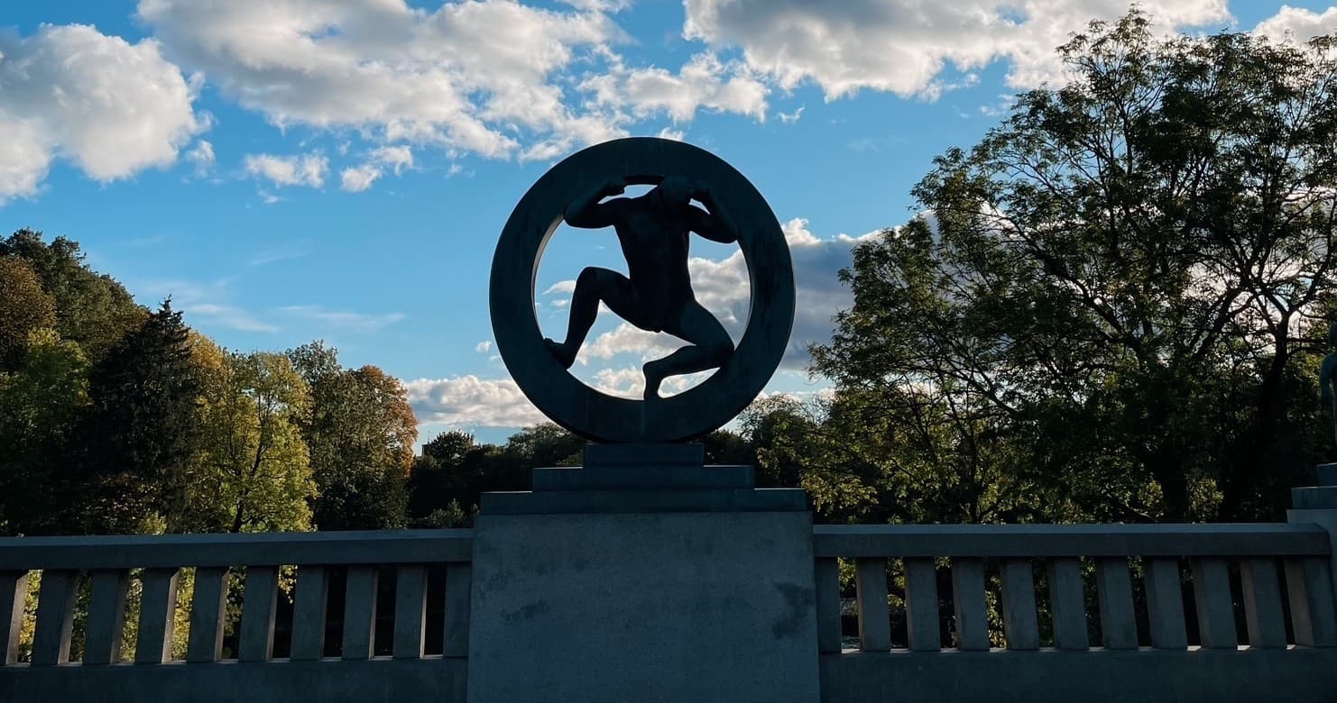 Soundwalk Through Vigeland Park: Music-Led Sculpture Tour in Oslo photo 2