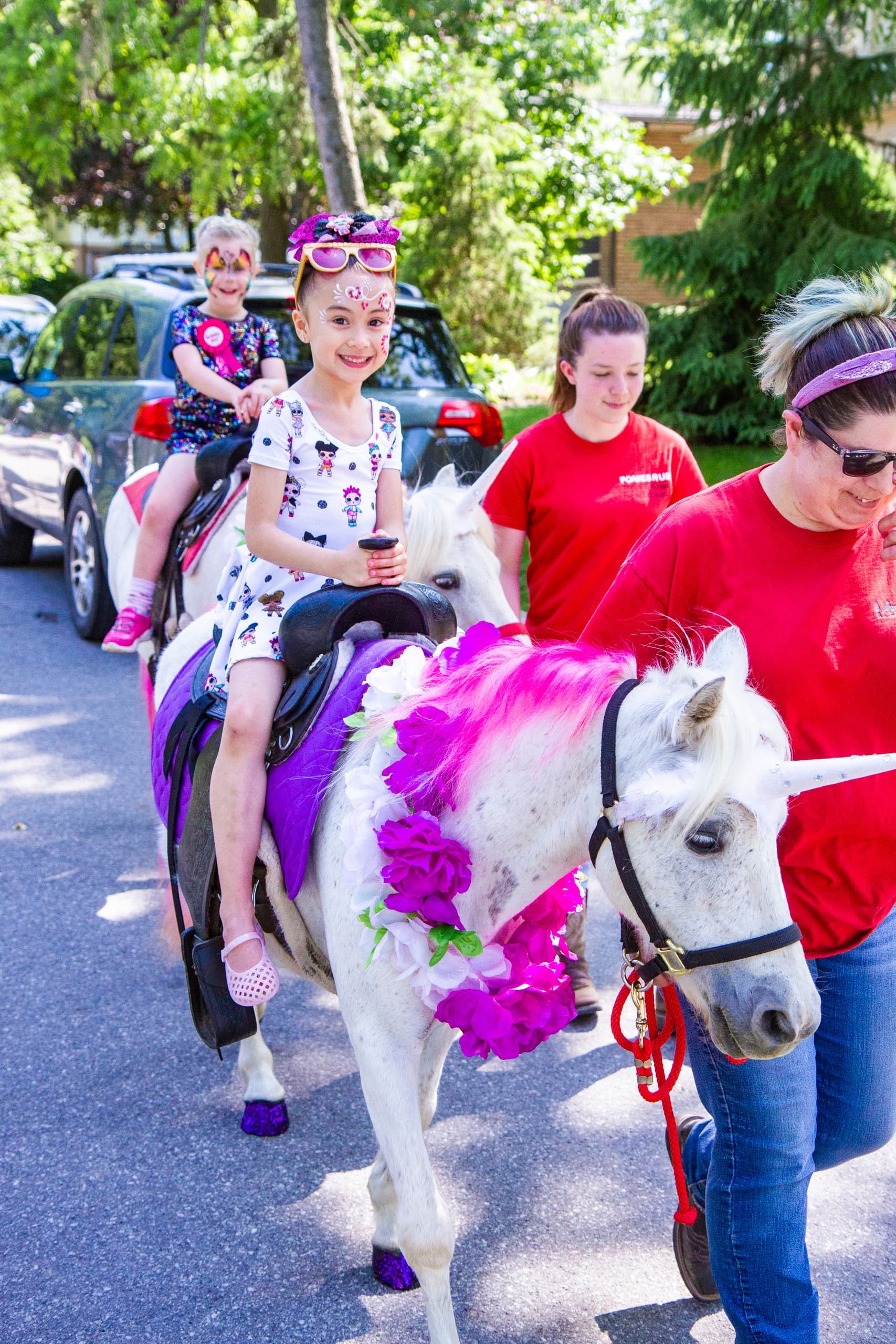 Toronto Children's Party Photography & Balloon Entertainment: Capture Candid Celebration photo 2