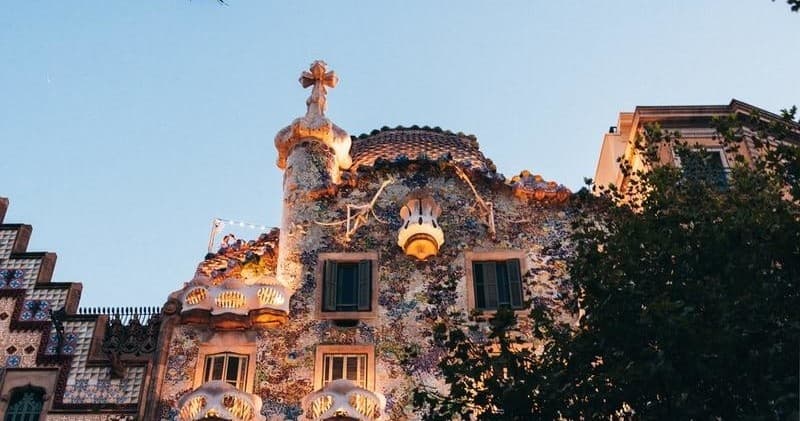 Urban Sightseeing & Culture with Barcelona Great Tours