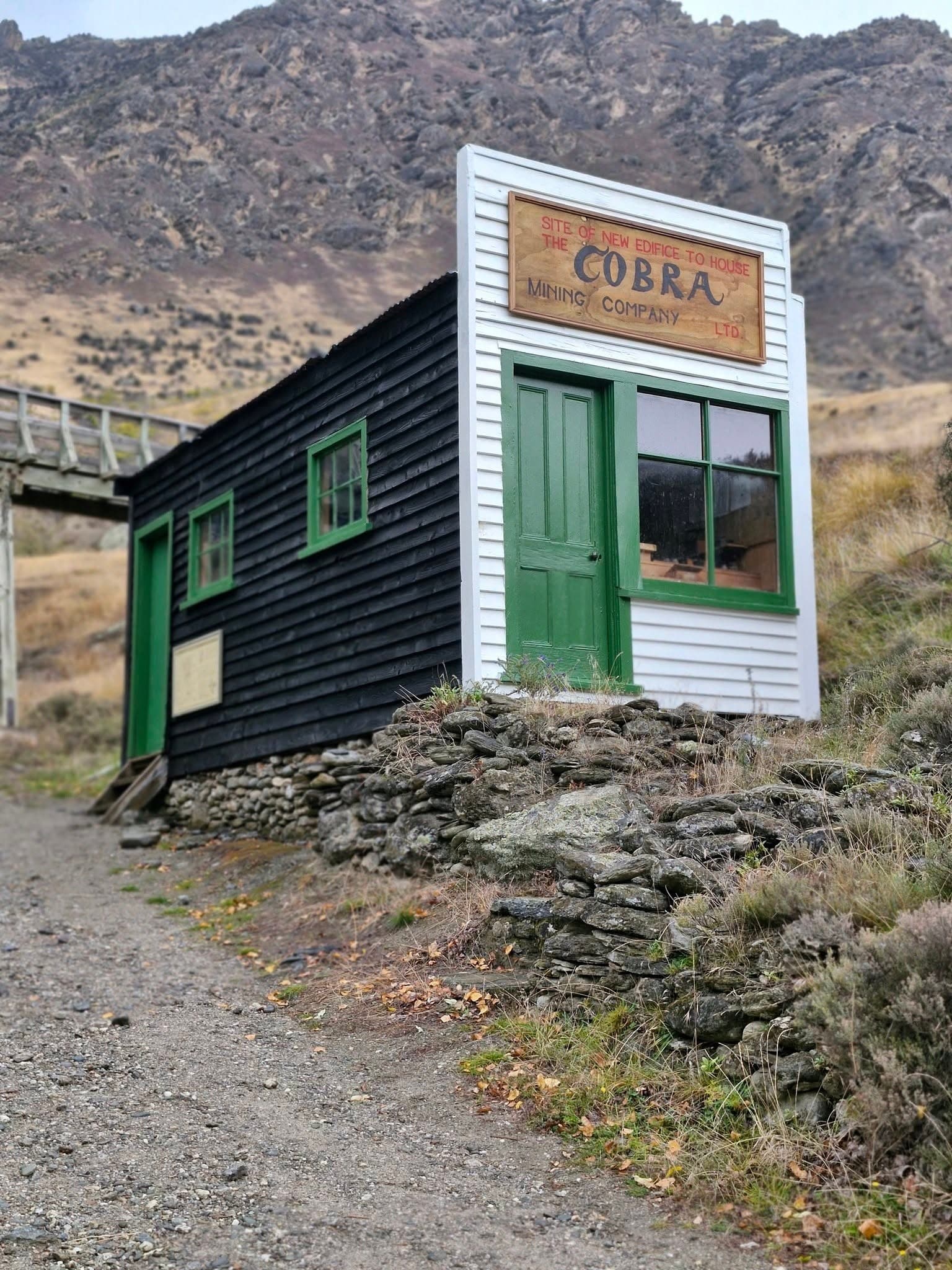 Hands-On Gold Panning at Goldfields Mining Centre in Kawarau Gorge photo 4
