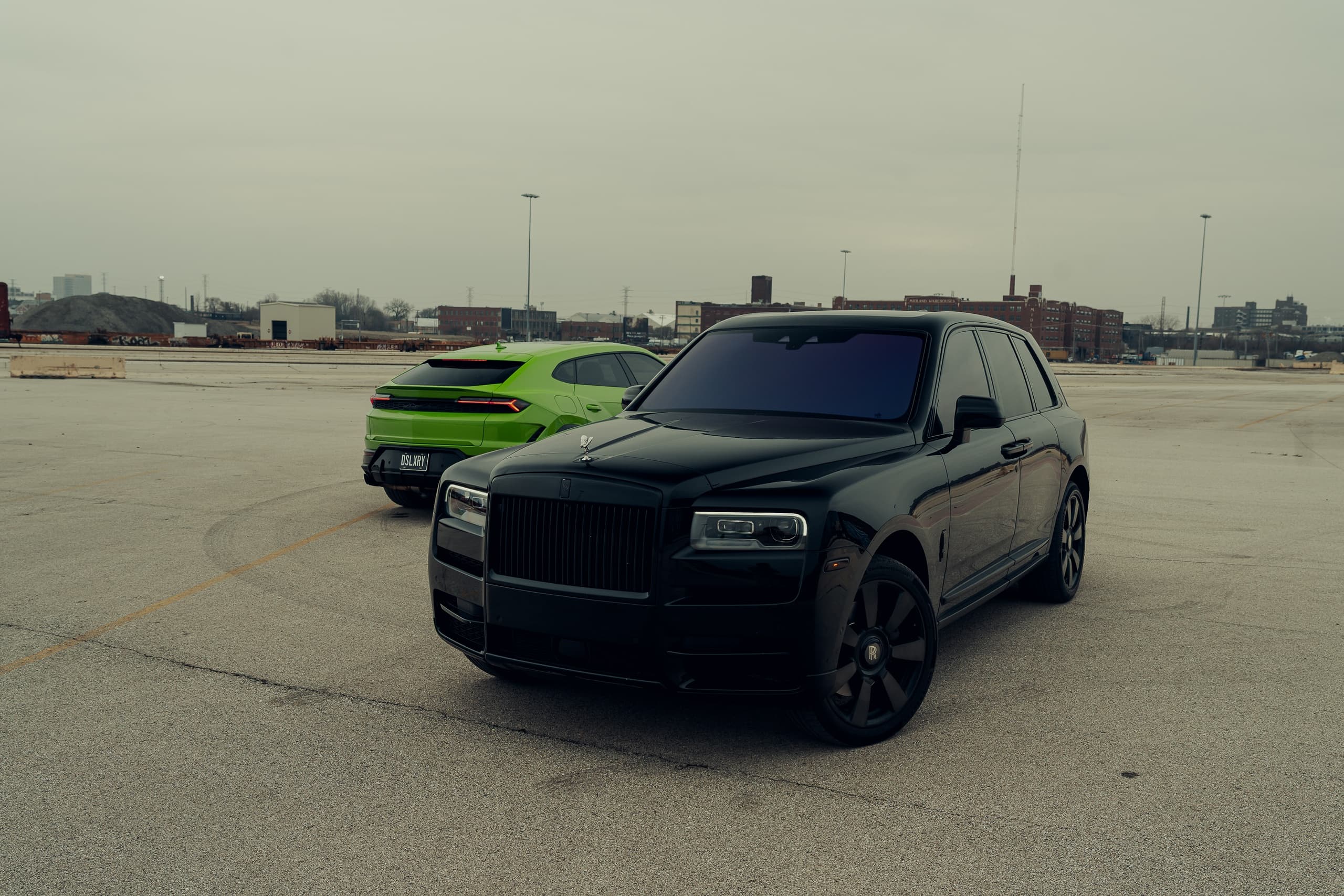 Rolls-Royce Cullinan Chicago: Luxury SUV Drive Along Lake Michigan photo 4