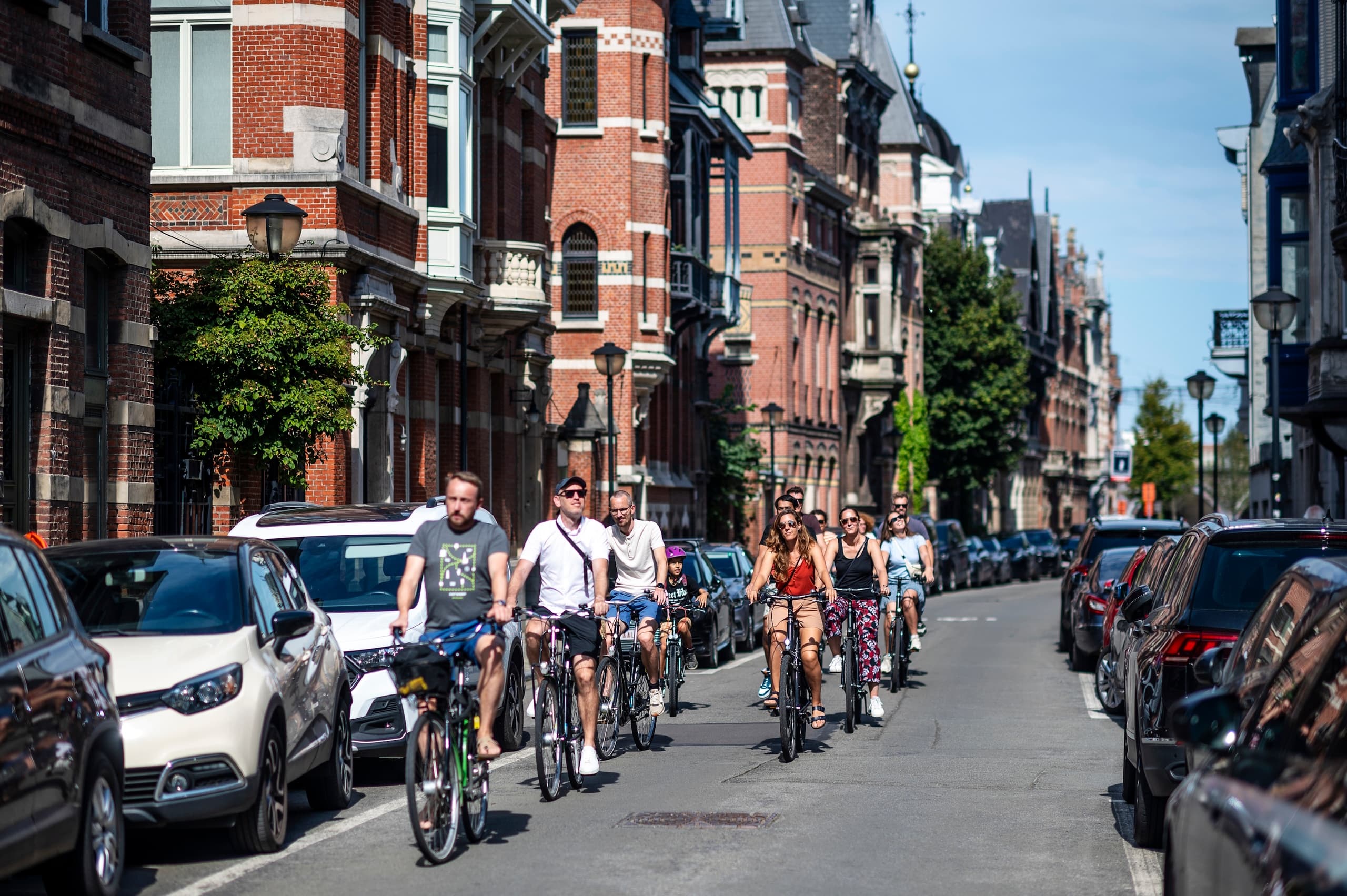 Urban Cycling Tour of Antwerp with Cyclant