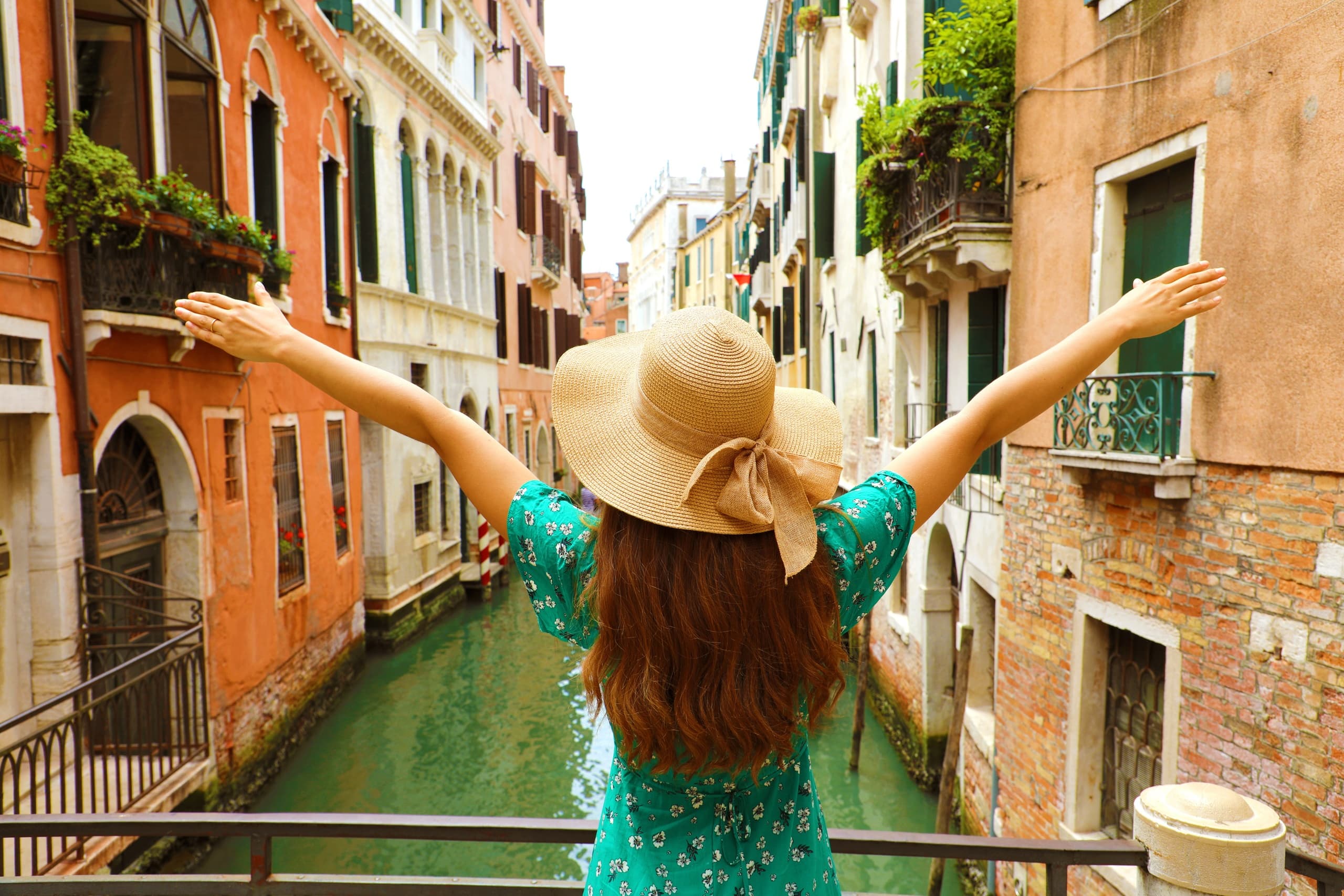 Venice Hidden Tour with Bologna Tour Experience