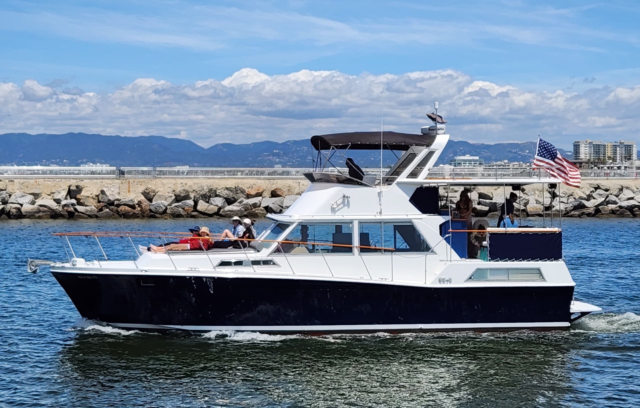 Explore Marina del Rey on a 50ft Alokoy 2-Hour Charter