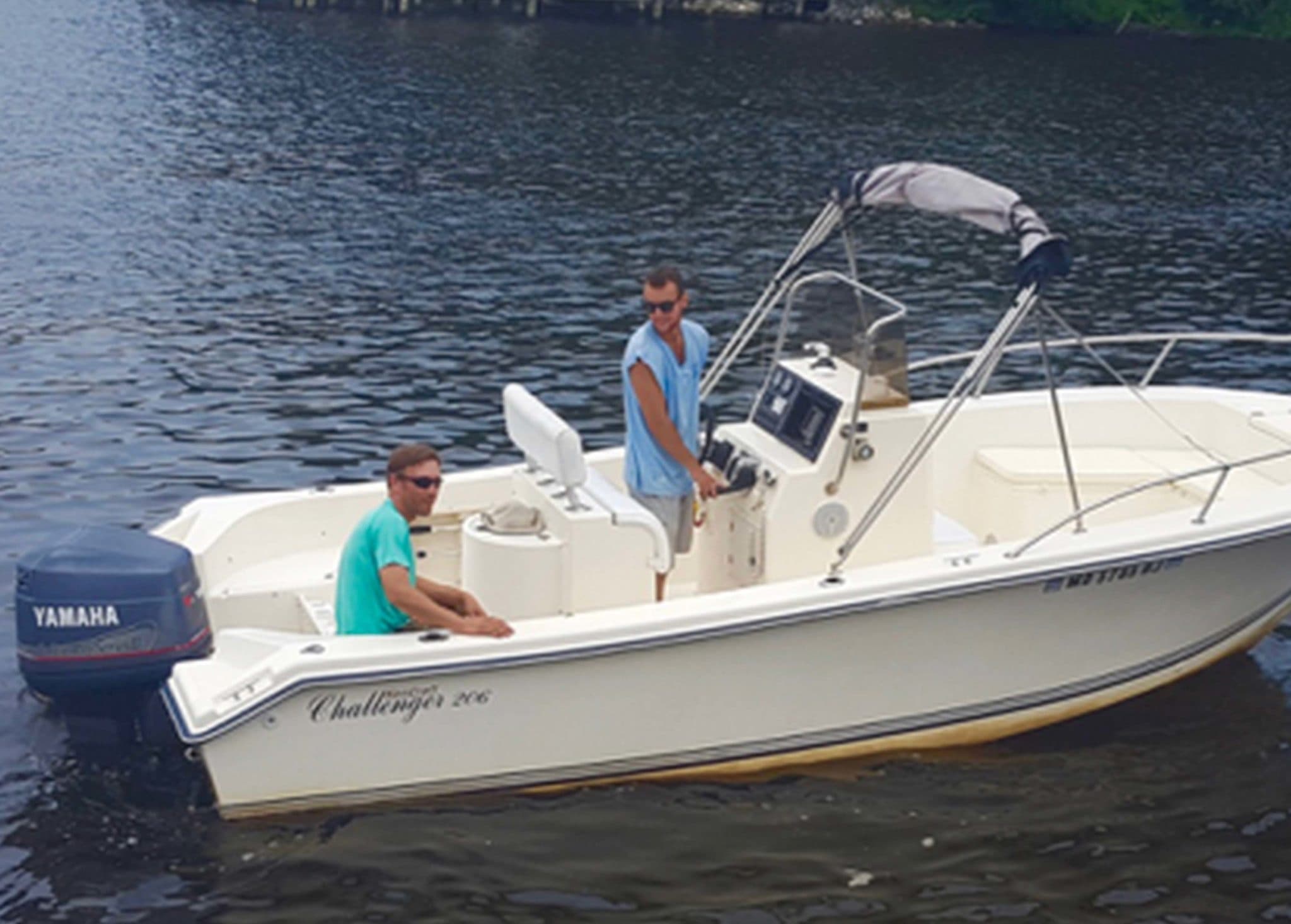 Explore Edgewater on the 21' Kencraft Boat Rental
