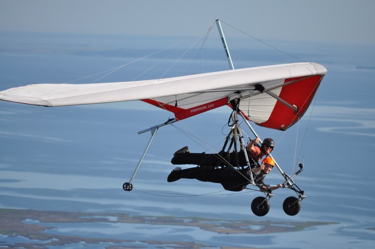 Mile High Tandem Hang Gliding Over the Outer Banks: 5,000-Foot Cotton Gin Flights