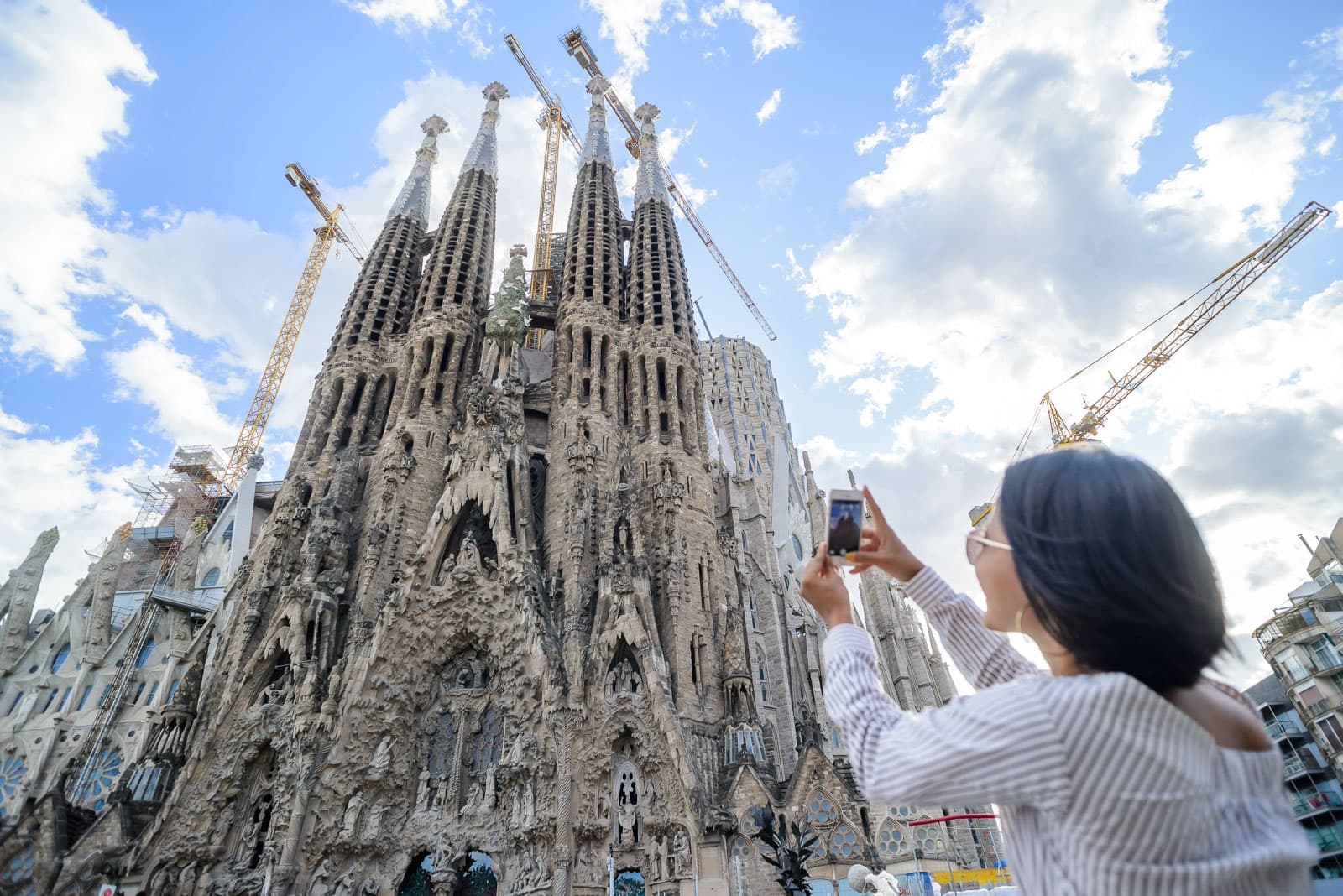Day Trip to Barcelona from Madrid with World Experience