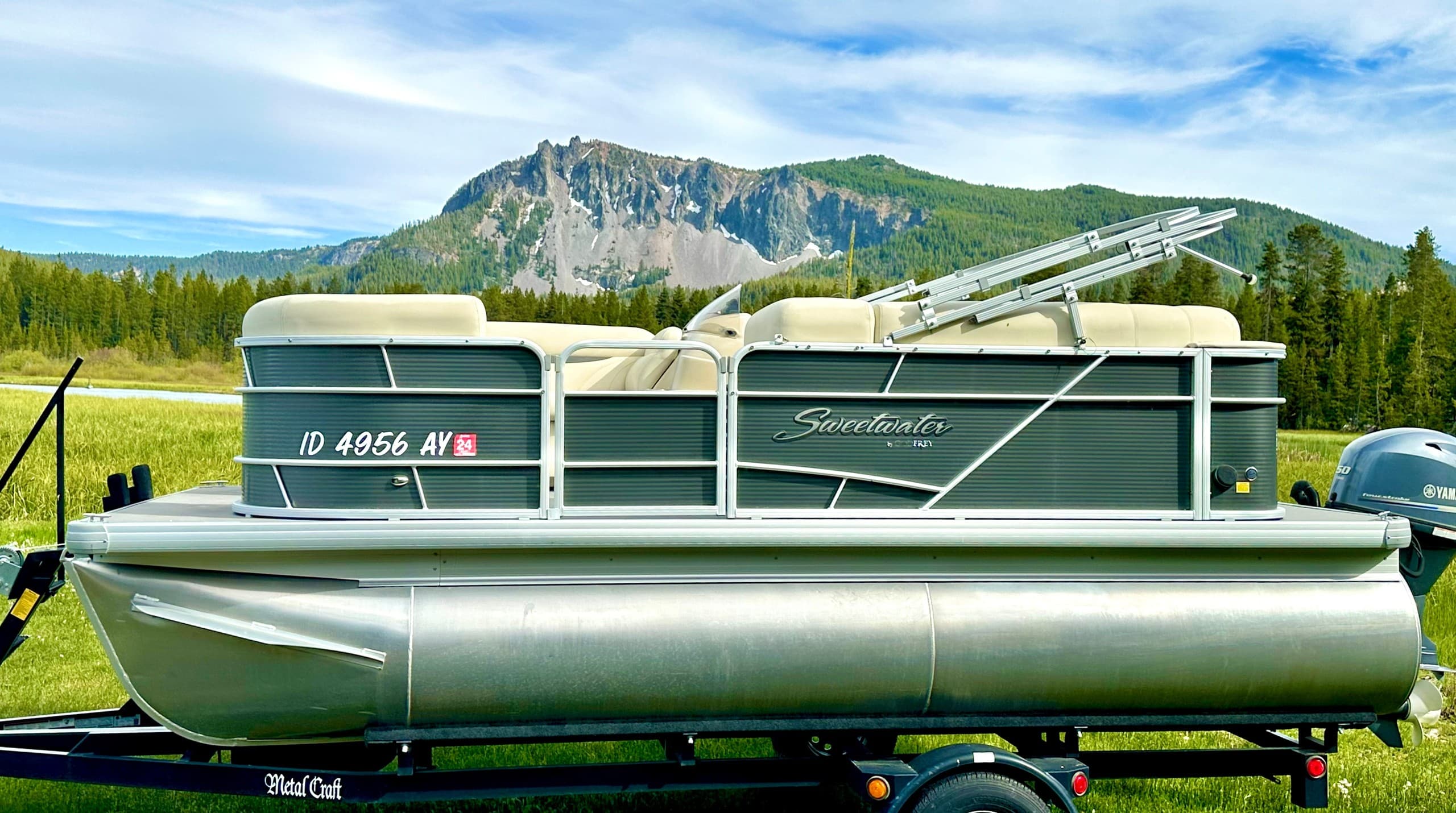 Cruise Paulina Lake: Pontoon Rentals at Paulina Lake Lodge in the Newberry Caldera