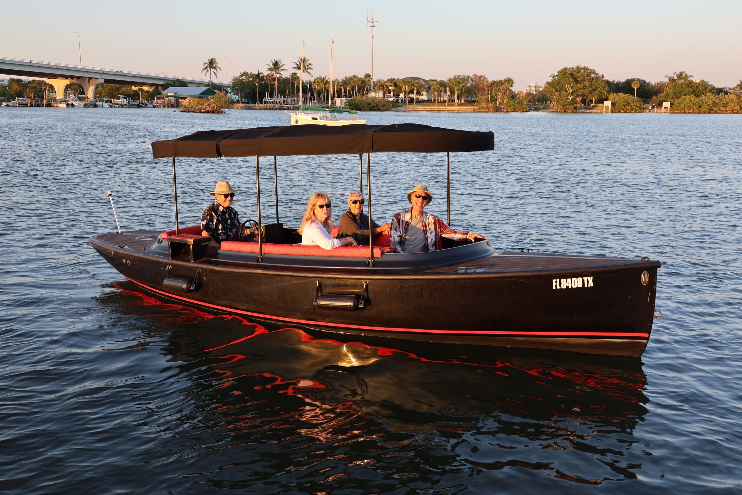 Sightseeing Boat Tour