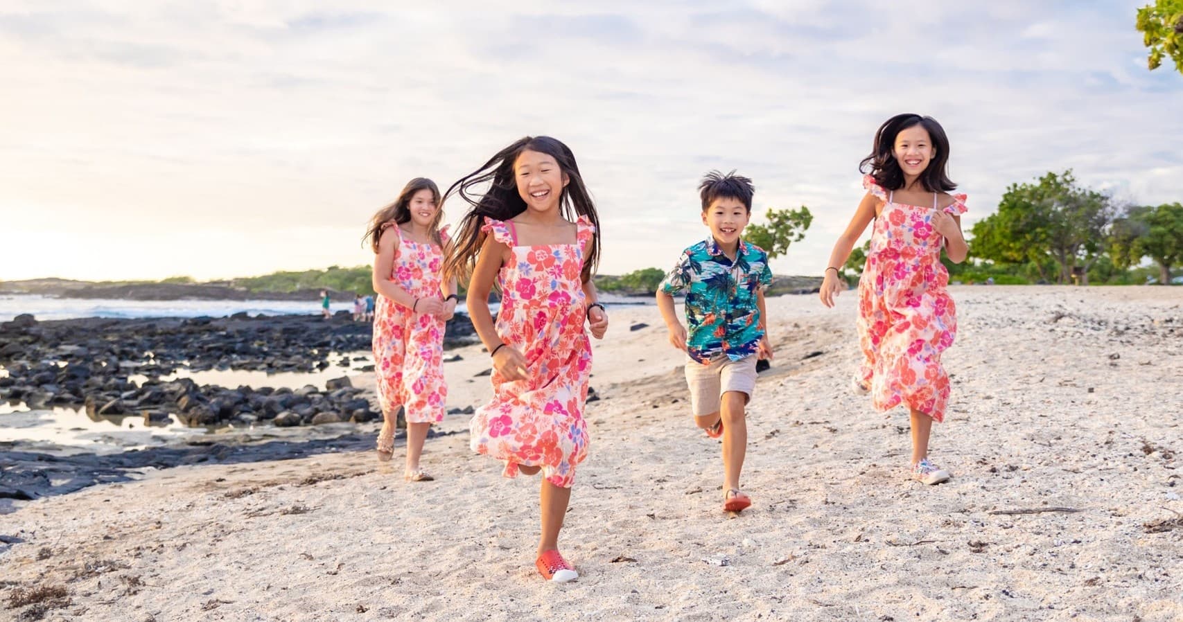 Mauna Kea Resort Golden-Hour Beach Portraits on the Big Island photo 2