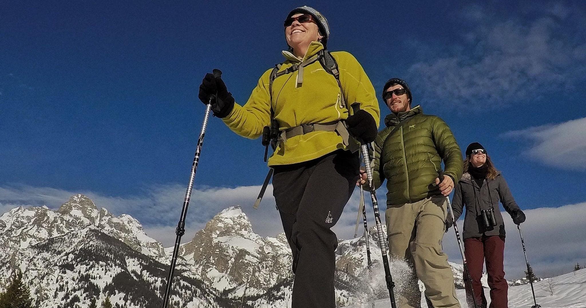 Wildlife & Snowshoe Tours with Hole Hiking Experience