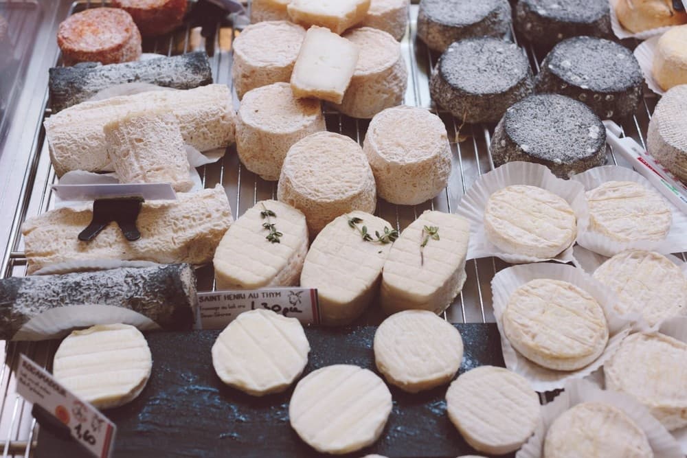 Montmartre Food & Wine Tour with Eating Europe Paris