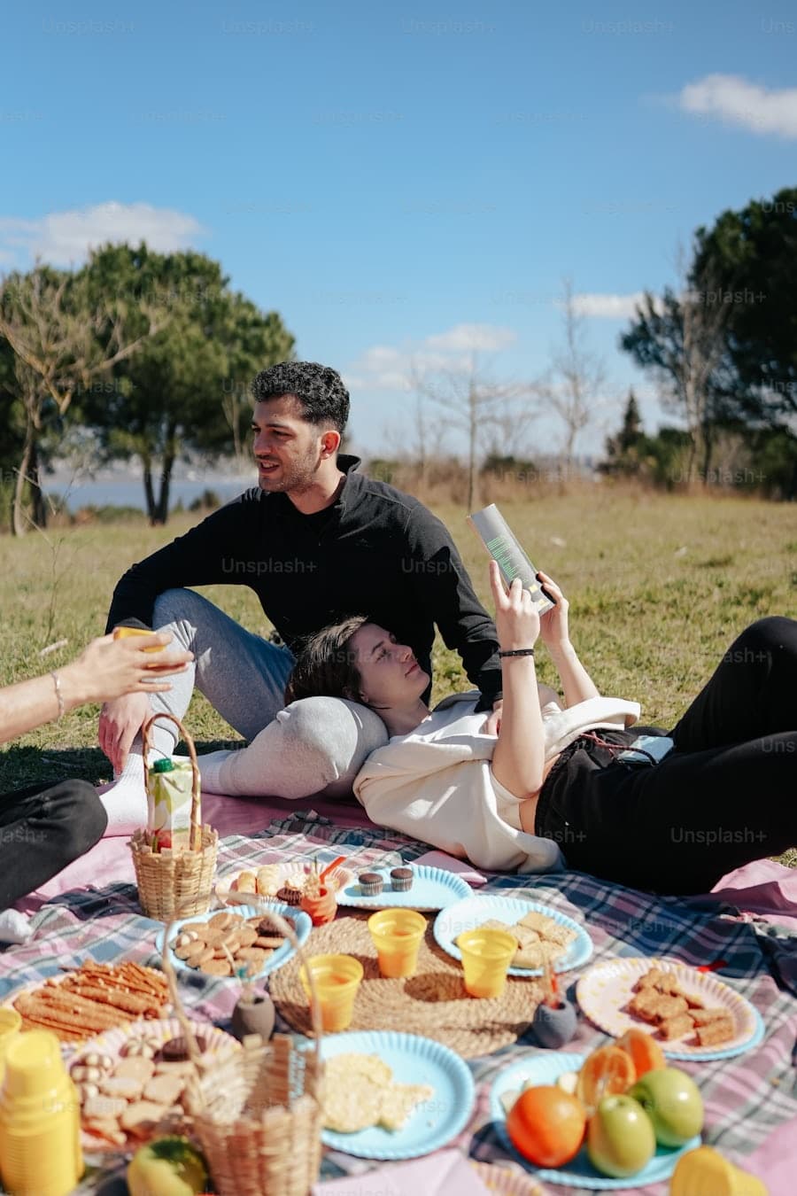 Outdoor Dining with Lumsden Beach Company in Lumsden, NL