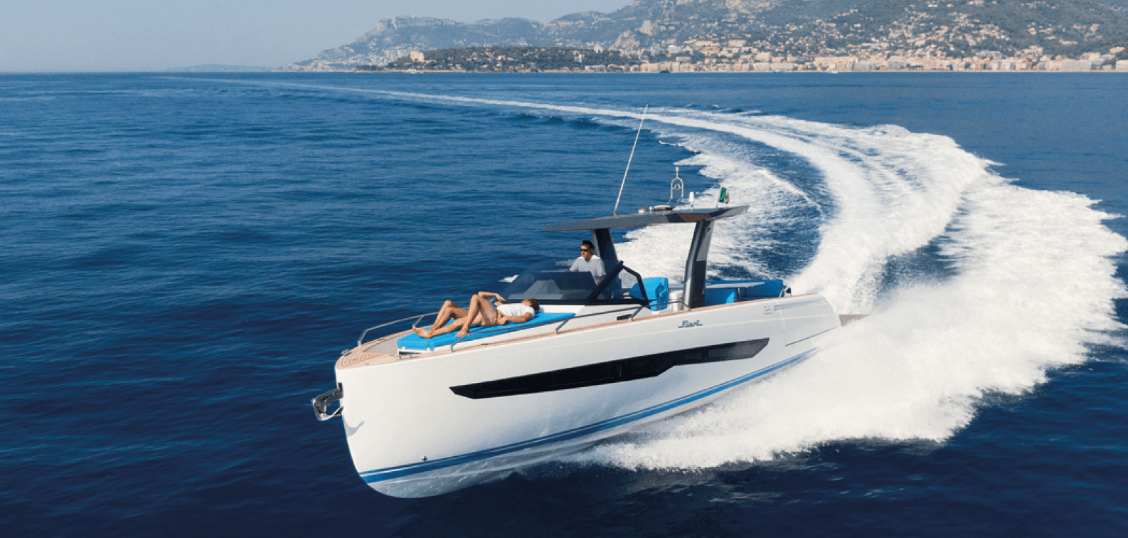 Luxury Boat Charters on Fiart SW 35 in Sorrento