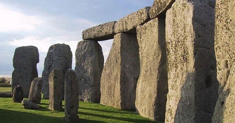 Stonehenge & Oxford Day Tours by London Country Tours