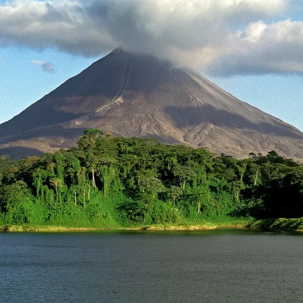 Costa Rica Dive Trip: Playa Hermosa Pinnacles & Arenal Volcano Adventure photo 1